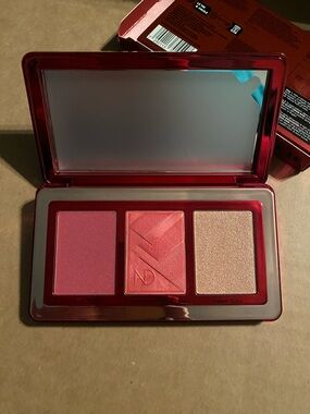 Natasha Denona Blush Trio Palette — Rose, Coral & Champagne Glow
